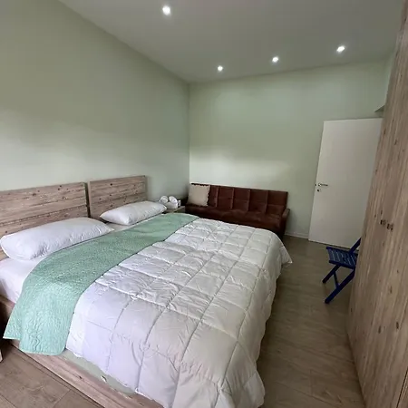 Travelexpress Pyramid Apartment Tirana